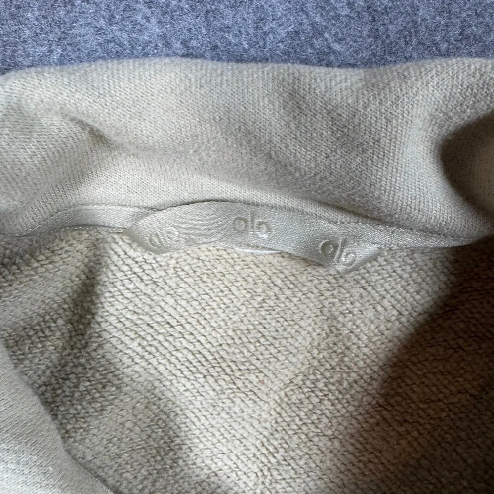 Alo Yoga Shacket Womens Large Beige Renown Cropped French Terry Button Jacket